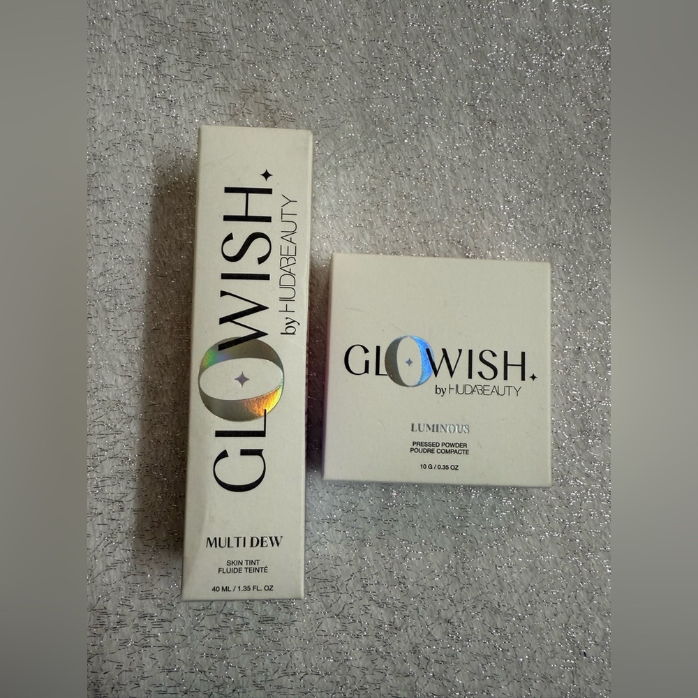 HUDA BEAUTY GloWish Multi Dew Skin Tint and Luminous Powder Set